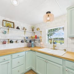 Honeysuckle Cottage