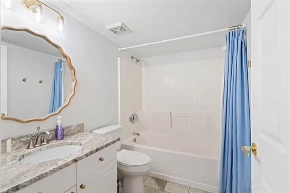 3-Min Walk to Beach + Pool | 2BR/2BA Seacrest